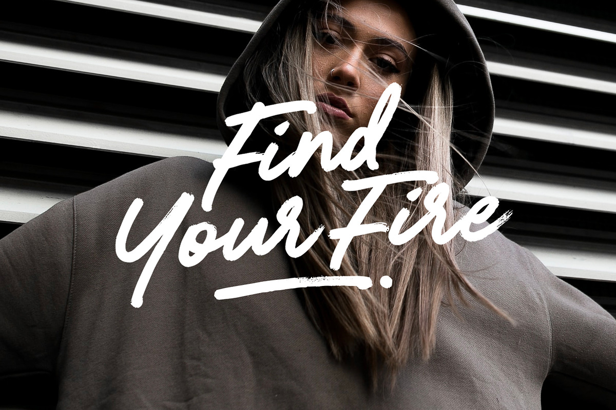 Free Download - Fontfreebie