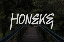 HONEKE Monoline Brush Font