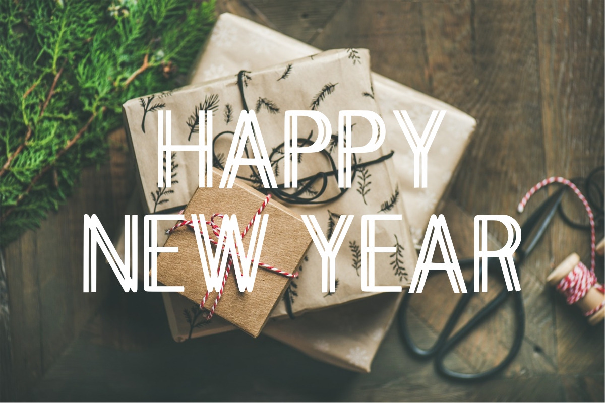 Christmas Holiday, a Handwritten Font by Fourteen Letter (Photo 6 of 7)