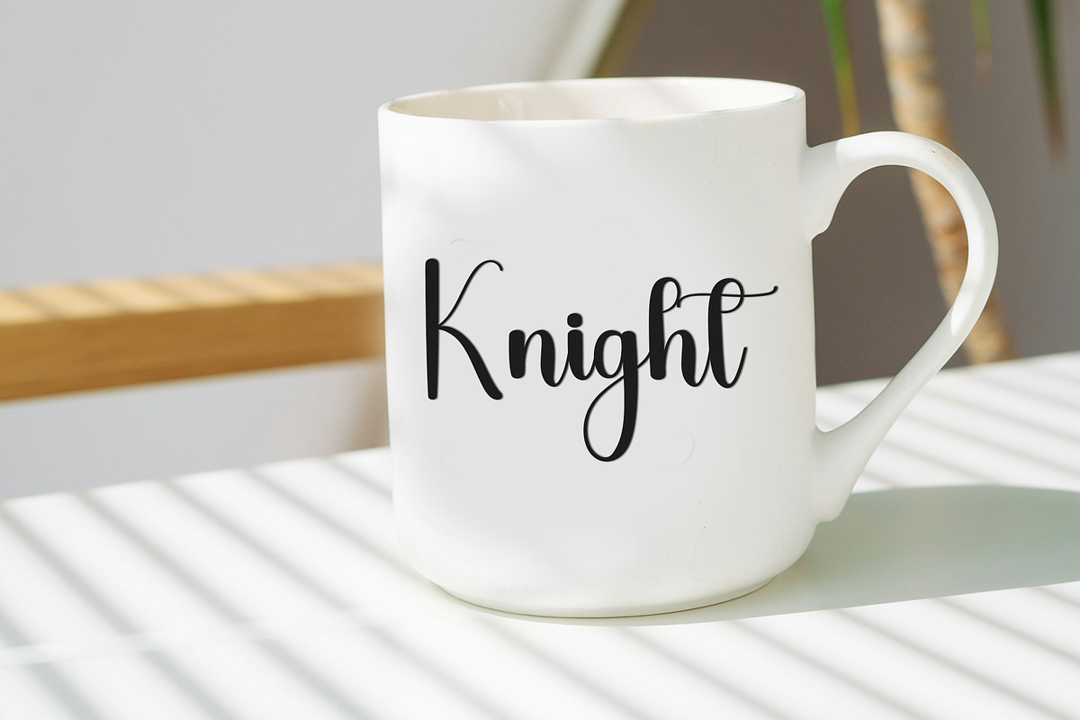 Summer Birthday, a Handwritten Font by FreshTypeINK (Photo 4 of 8)