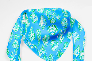 Preppy Blue Seashell Seamless Patter