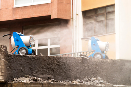 portable industrial fog cannon for dust suppression in construct