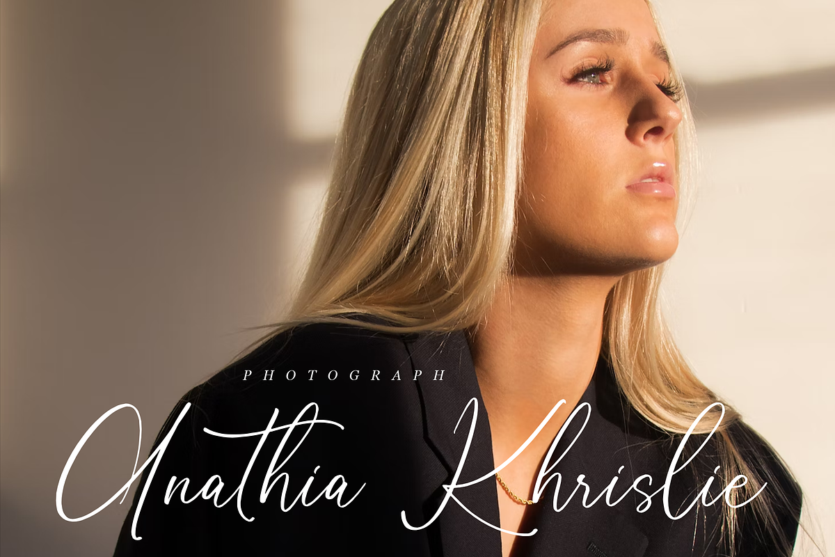 Maintelas Blomite Beautiful Script, a Script Font by Storytype Studio (Photo 8 of 14)