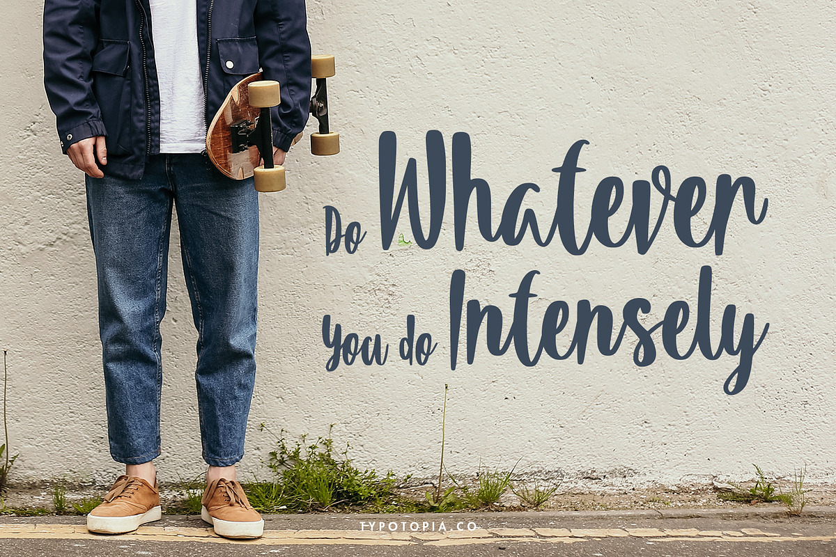 Summeria Handbrush Script Fonts, a Script Font by edukka (Photo 4 of 8)