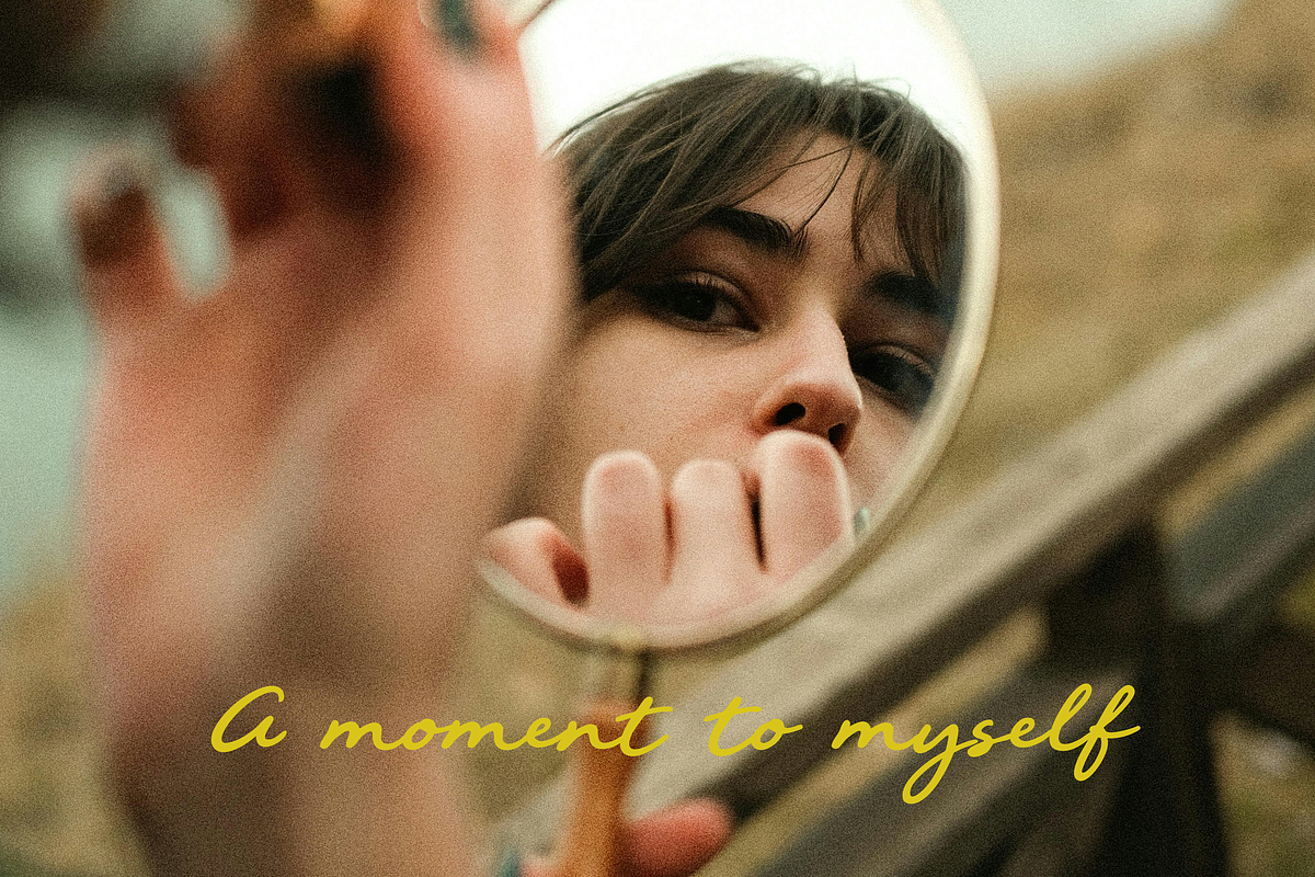 Arabella - Handwritten Script Font, a Script Font by gafaroff studio (Photo 2 of 10)
