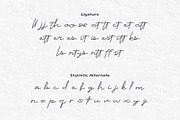 Claudette Signature | Signature Font, a Script Font by Ngapak Studio (Thumbnail 4 of 11)
