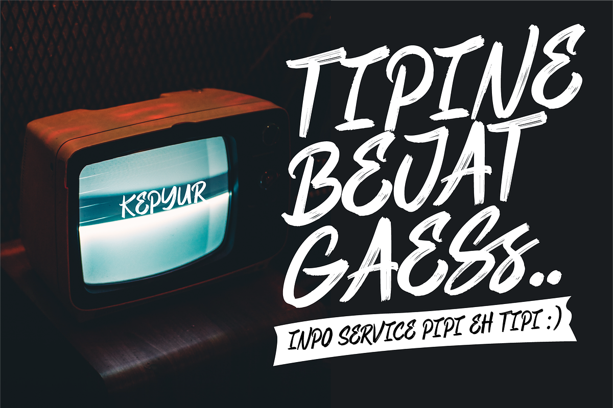 Coretan Komedi Fun Brush Comic Font, a Handwritten Font by Ronny Studio (Photo 4 of 9)
