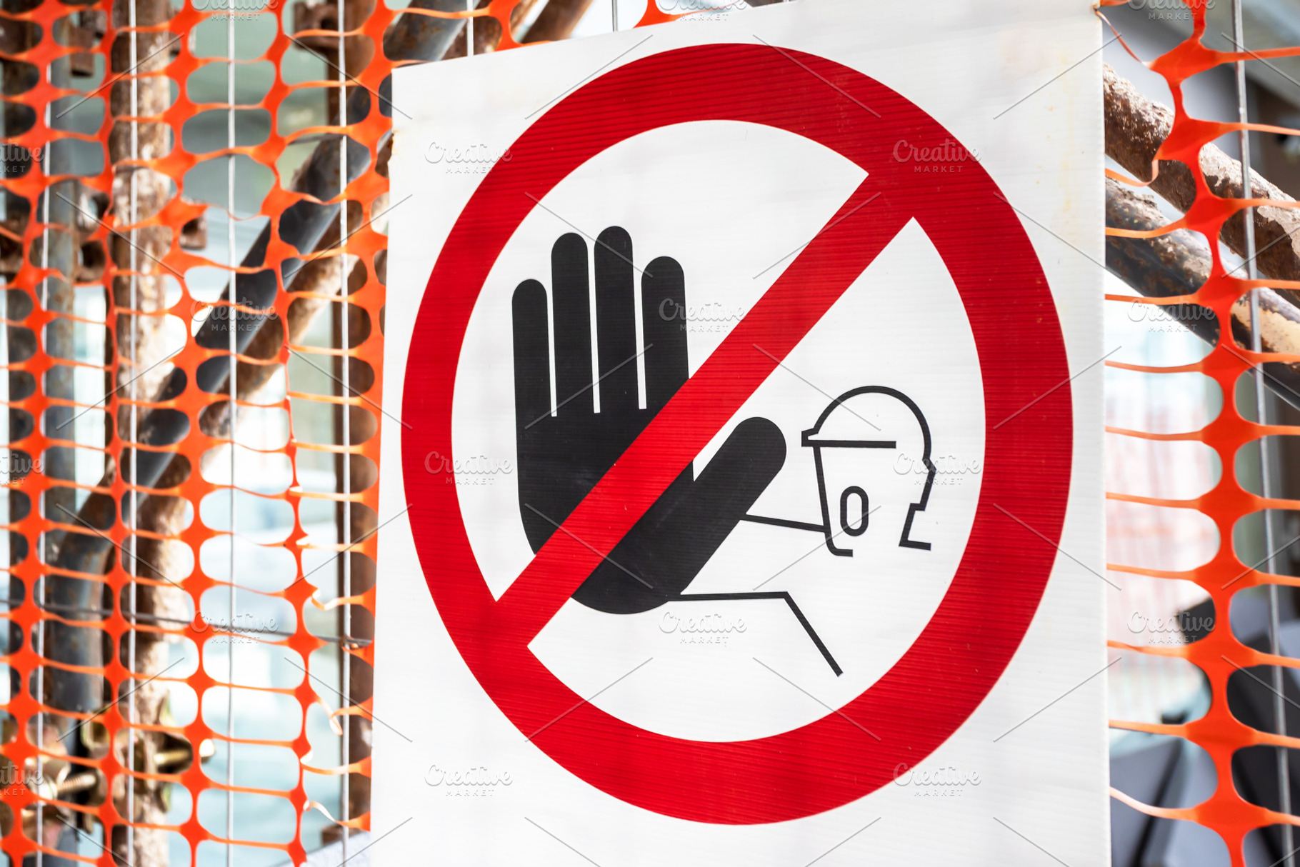 No access sign at construction area, a Wallpaper Photo by KYNA STUDIO