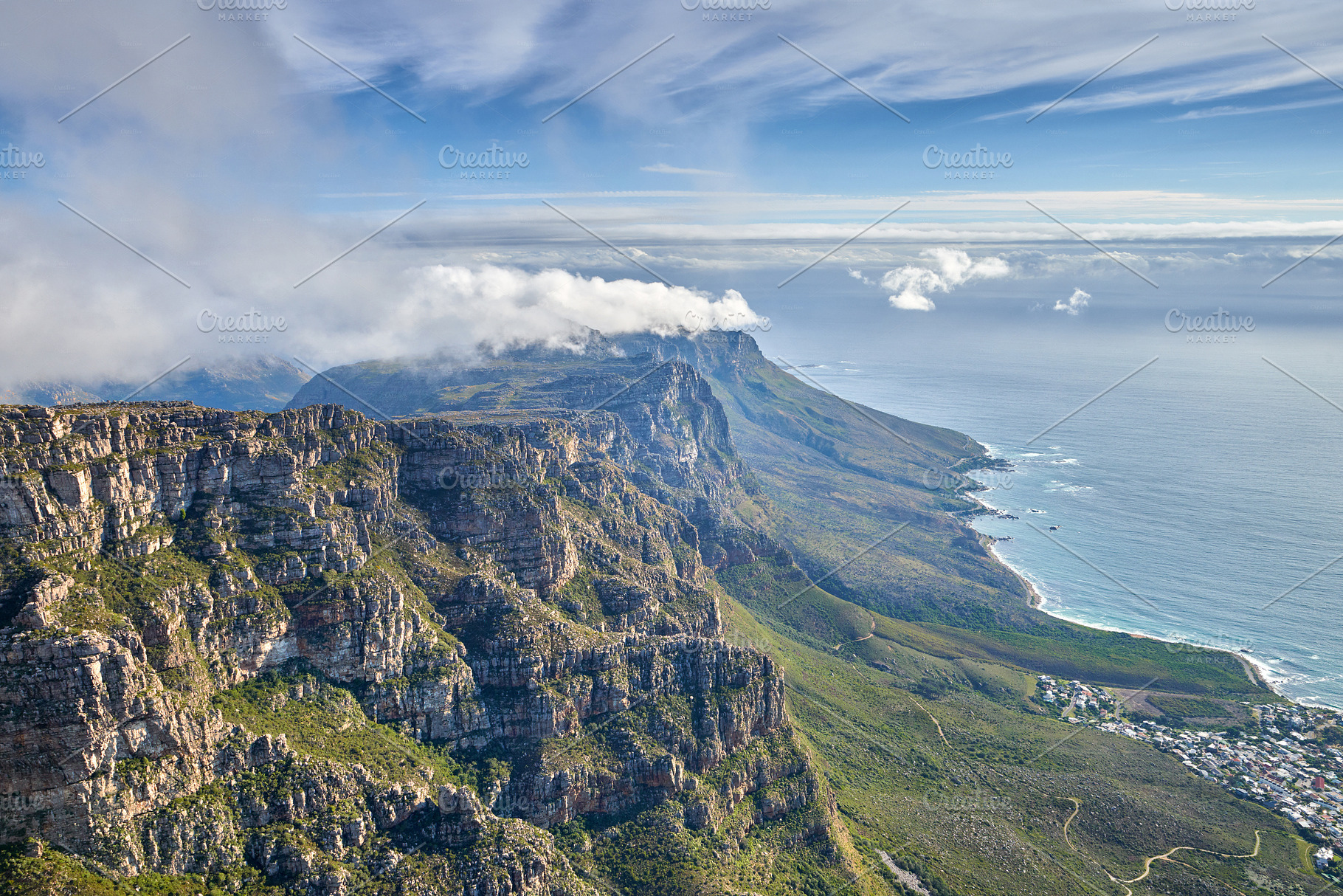 Table Mountain and surroundings, a Photo by Peopleimages.com