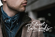 Richardson - Signature Brush, a Script Font by Sarid Ezra (Thumbnail 6 of 15)