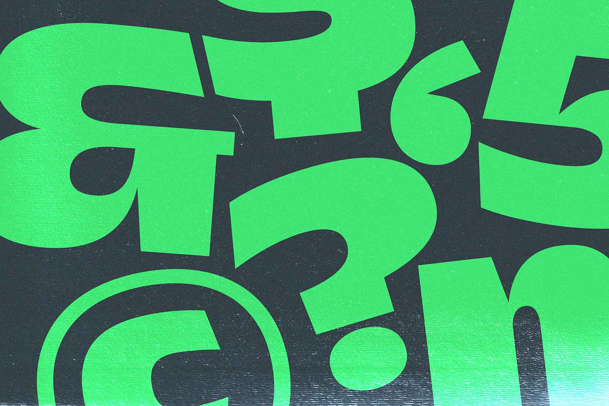 Pocas; 48 Sans Serif Fonts, a Sans Serif Font by Eko Bimantara (Photo 3 of 17)