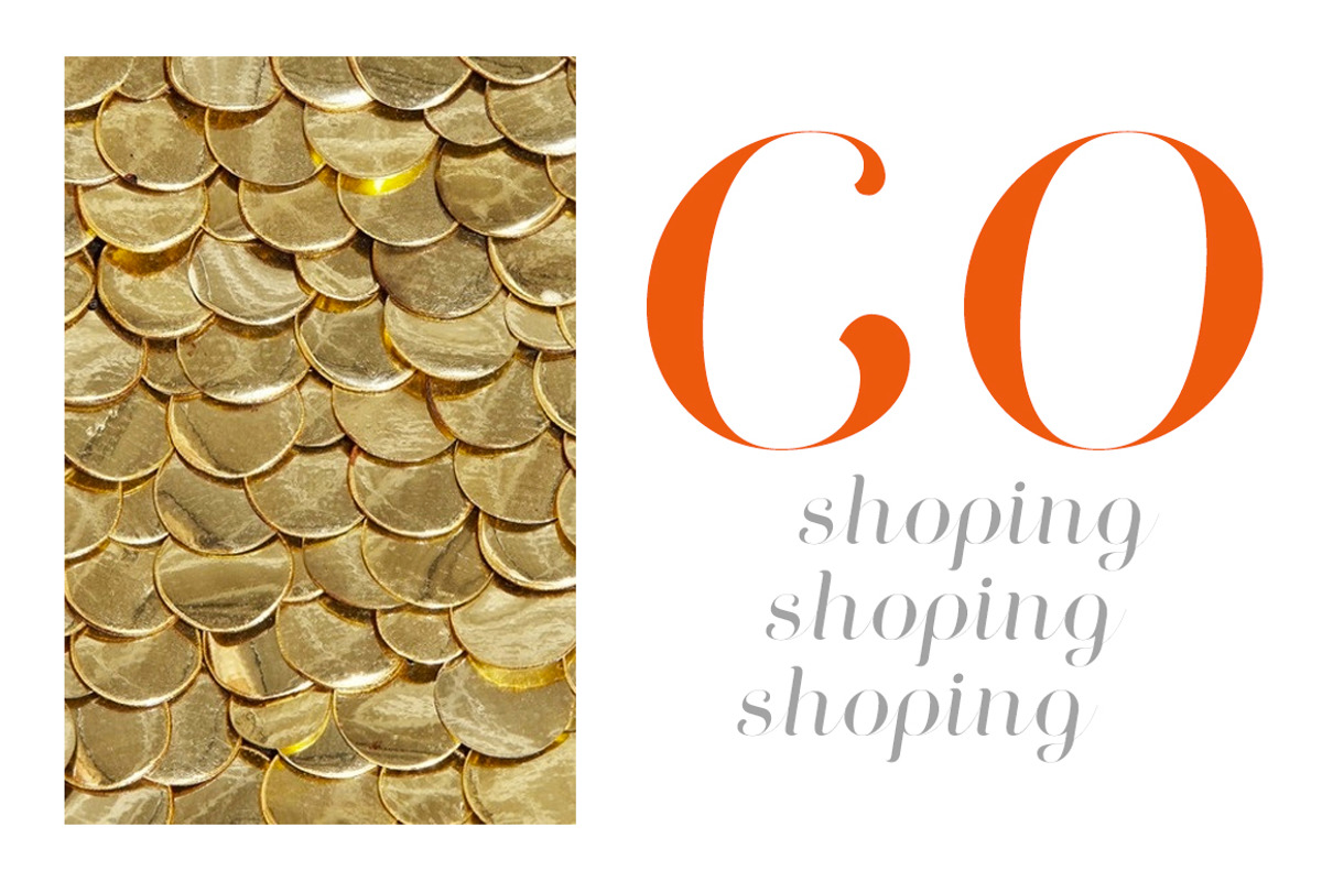 Curator family, a Script Font by Etewut (Photo 9 of 9)