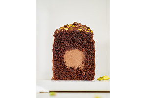 Travel Cake filled ganache with, a Food & Drink Photo by Fascinadora