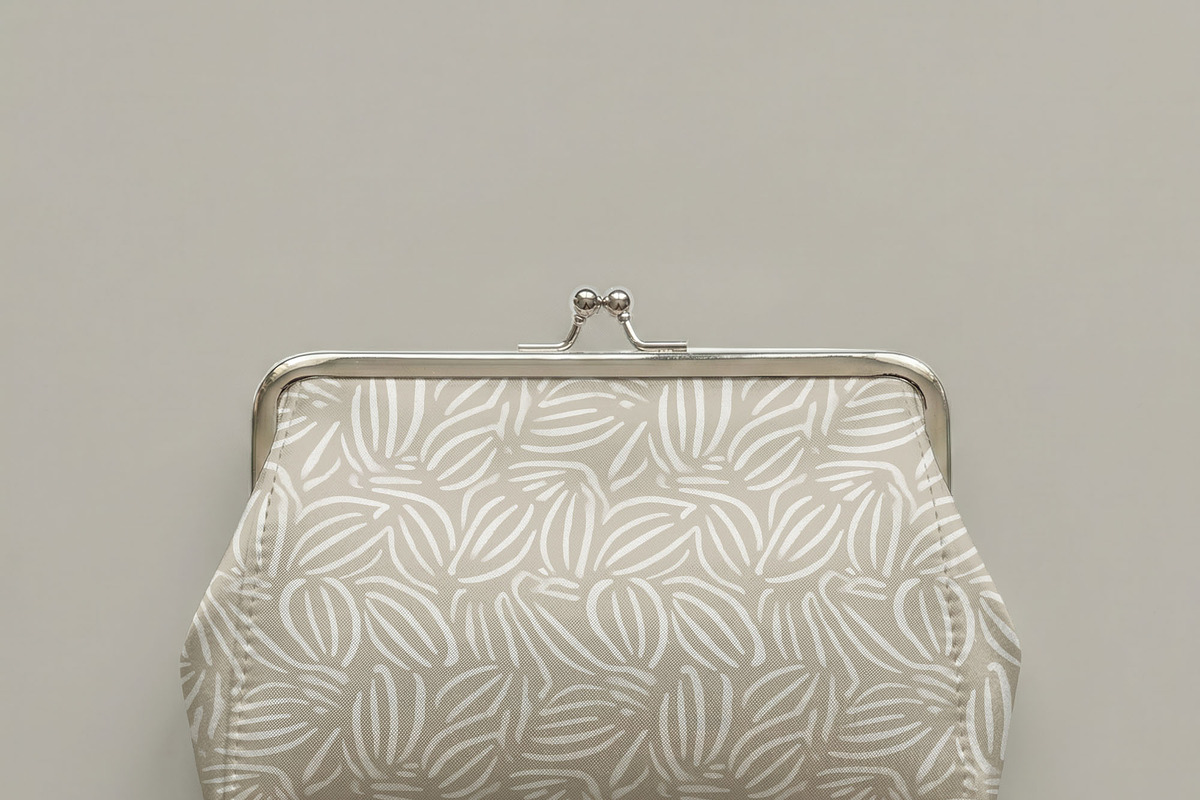 Satin Kiss Lock Purse Mockup PSD, a Household Mockup by 1001 mockups (Photo 6 of 10)