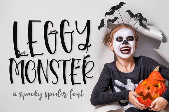 Leggy Monster Halloween Spider Font