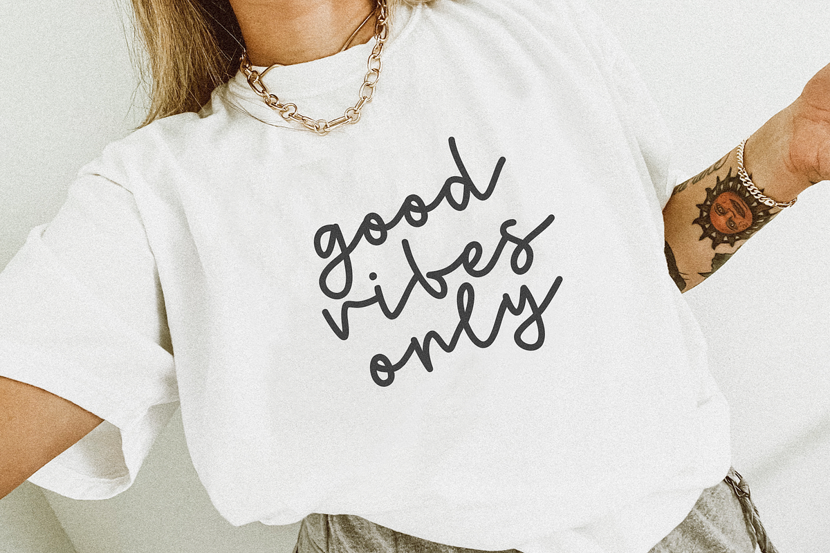 Sweetheart | Script Font preview 2