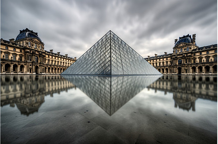 Louvre museum paris. Generate AI, an Architecture Photo by Ylivdesign