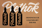 Roland Typeface, a Script Font by hastatypestd (Thumbnail 4 of 9)