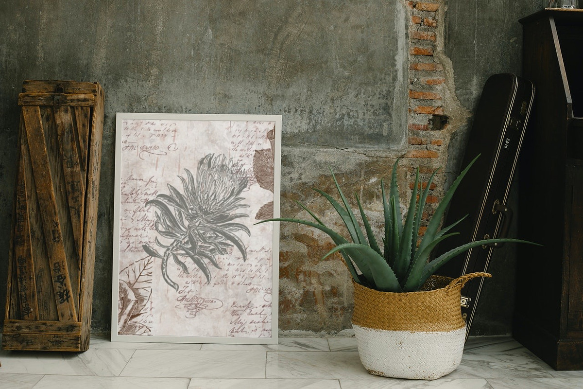 Vintage Floral Wall Posters, an Illustration by Luna Y Mar (Photo 2 of 4)