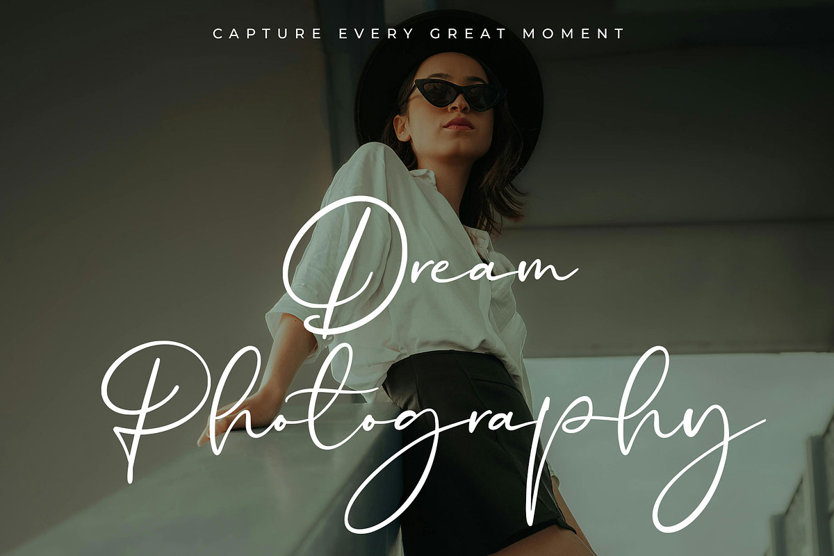 Muselint Modern Handwritten Font, a Script Font by RantautypeStudio (Photo 9 of 18)