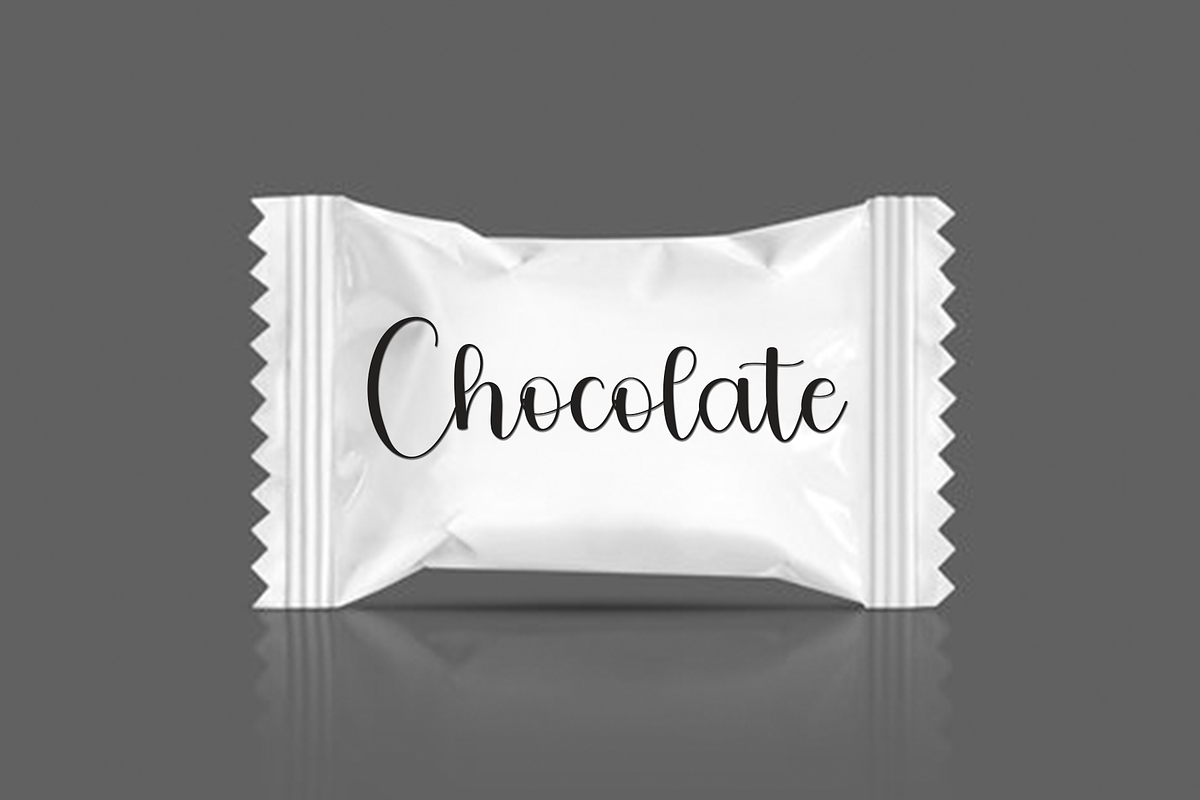 Spectacular, a Handwritten Font by FreshTypeINK (Photo 2 of 8)