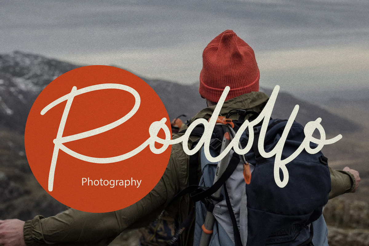 Bellenia Love Handwriting Signature, a Handwritten Font by CreateBigSupply (Photo 5 of 8)