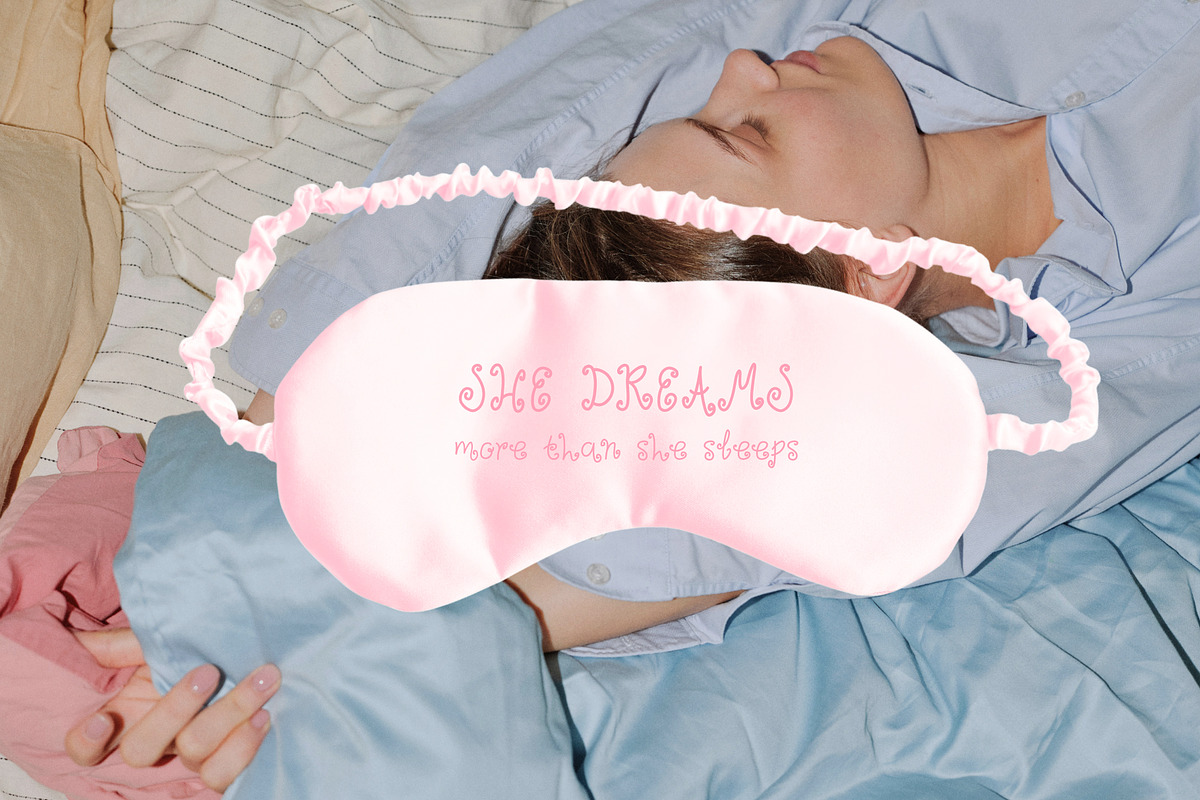 Darling Girly Font, a Handwritten Font by Feelsoul (Photo 7 of 9)