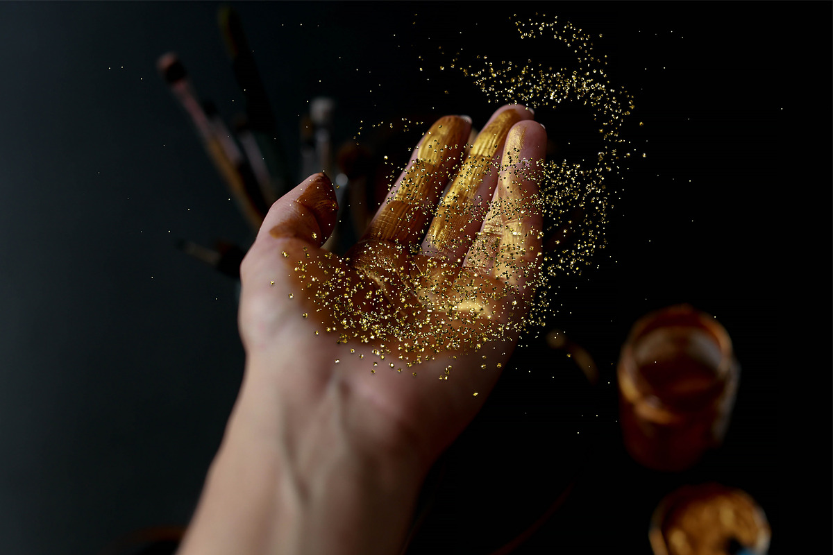 Procreate Glitter and Gold brushes, a Brush Add-On by Photohacklovers (Photo 4 of 5)