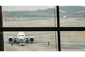 Chengdu, Sichuan, China. Boeing 777, a Transportation Photo by Our Amazing World