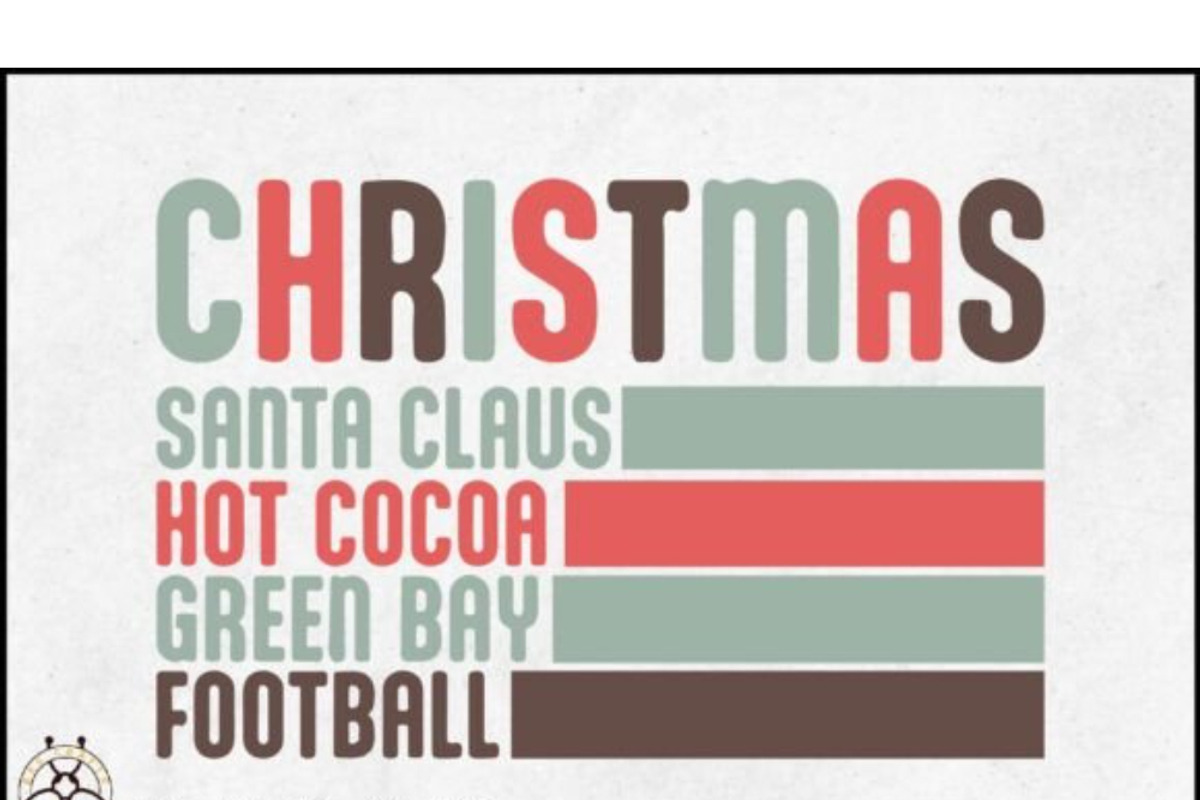 12 Christmas Football SVG Bundle, a Graphic by BeeCraftR (Photo 4 of 11)