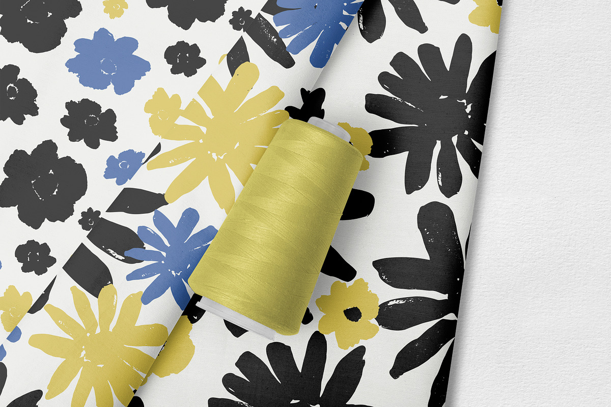 Bold Florals | Seamless Patterns Set, a Pattern Graphic by Studio Fevrier (Photo 5 of 5)