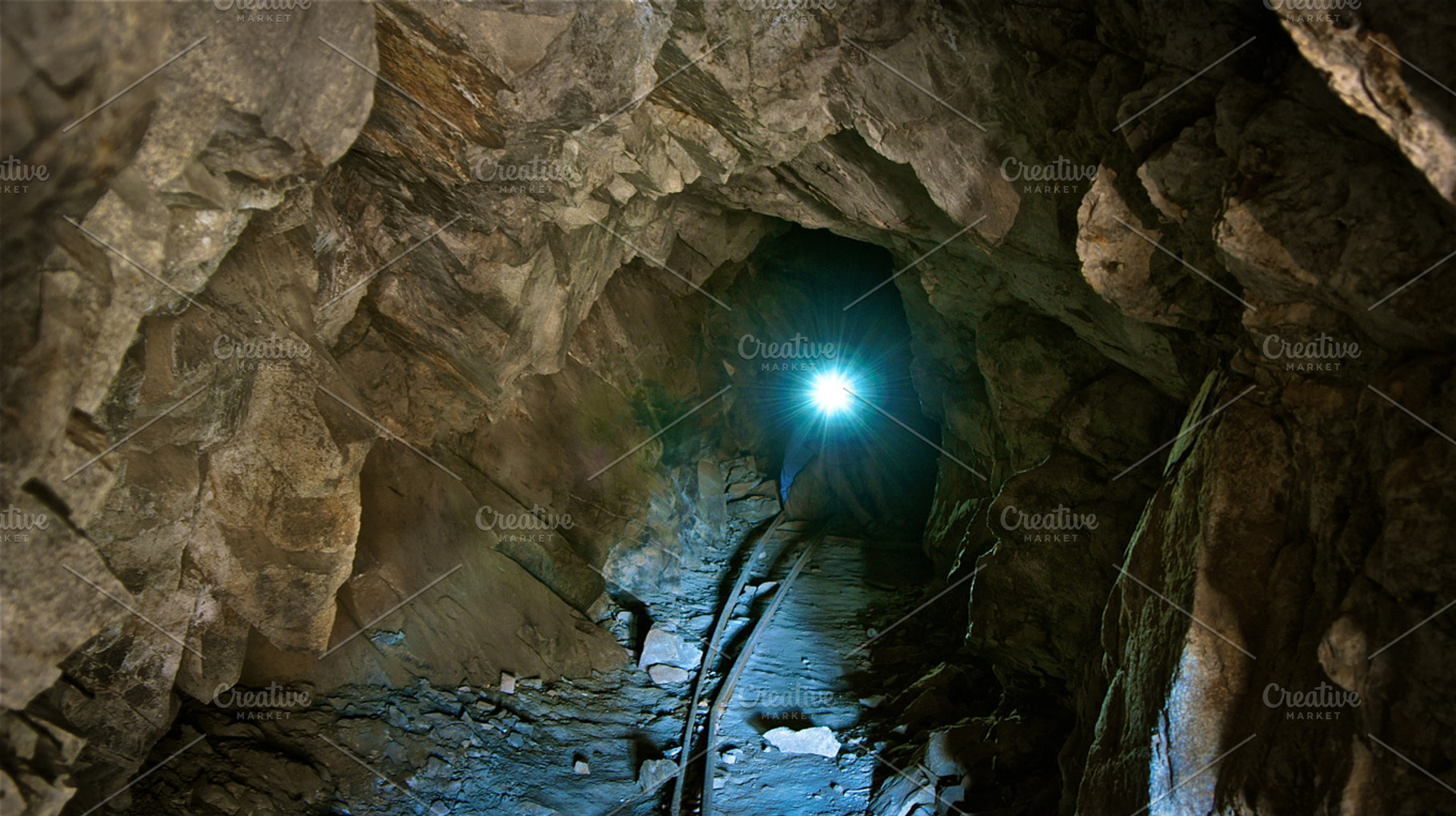 Grotto Lamp