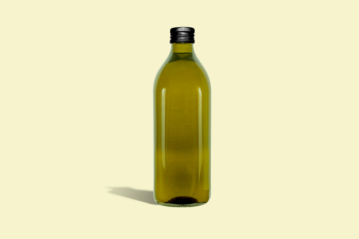Olive oil - Bottle mockup, a Packaging Mockup by Makestudio (Photo 2 of 8)