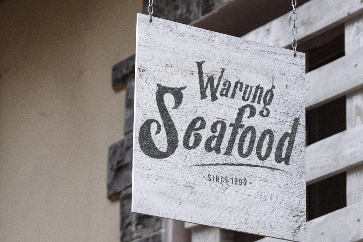Kekfish - Modern Handdrawn Display, a Symbol Font by Saxofont (Photo 6 of 9)
