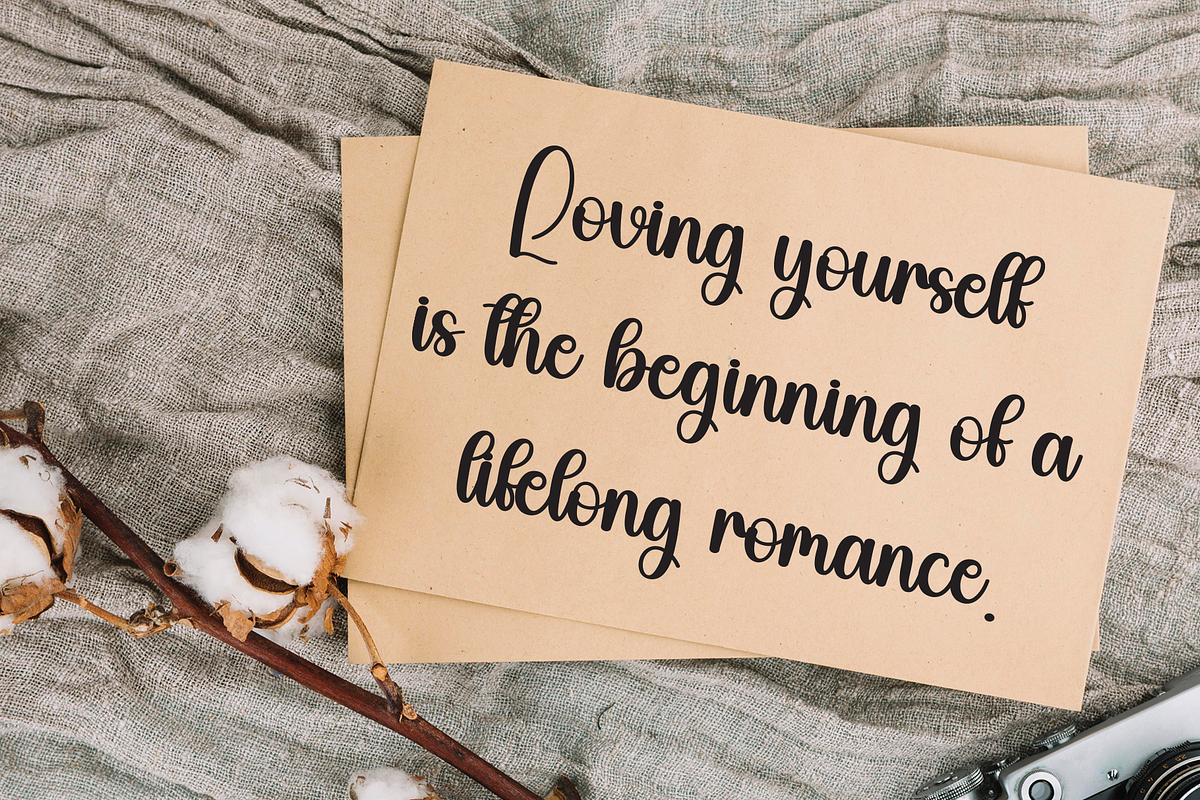 Sunday | Script Font, a Handwritten Font by Scratchones (Photo 4 of 8)