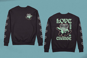 Crewneck Sweatshirt Mockup