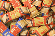 Pogat - Food Bold Font, a Sans Serif Font by Pandeka Studio (Thumbnail 8 of 9)