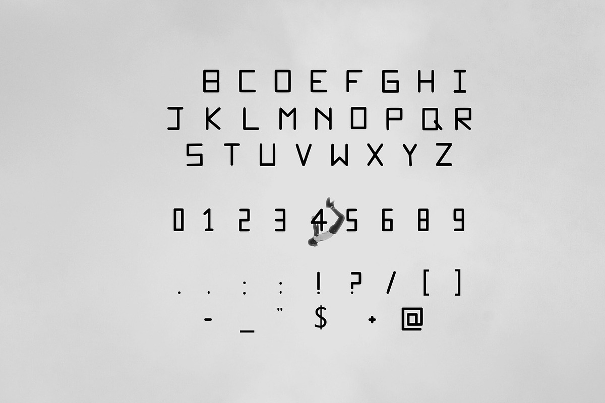 Dynamic Font, a Sans Serif Font by RedRiver Studio (Photo 5 of 6)