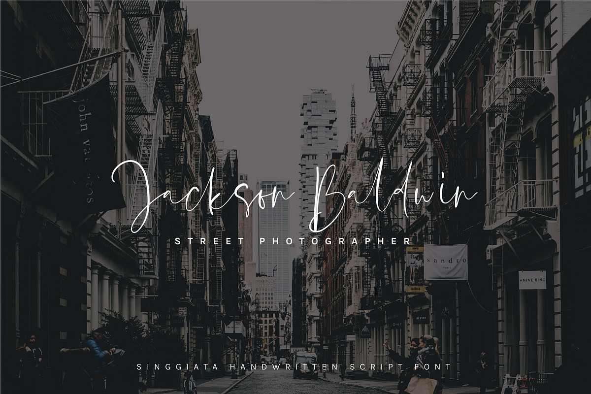 Singgiata Handwritten Font, a Script Font by etigletters (Photo 9 of 15)