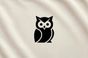 Elegant Owl Silhouette Vector, an Animal Illustration by Vectorium Studio (Thumbnail 3 of 4)