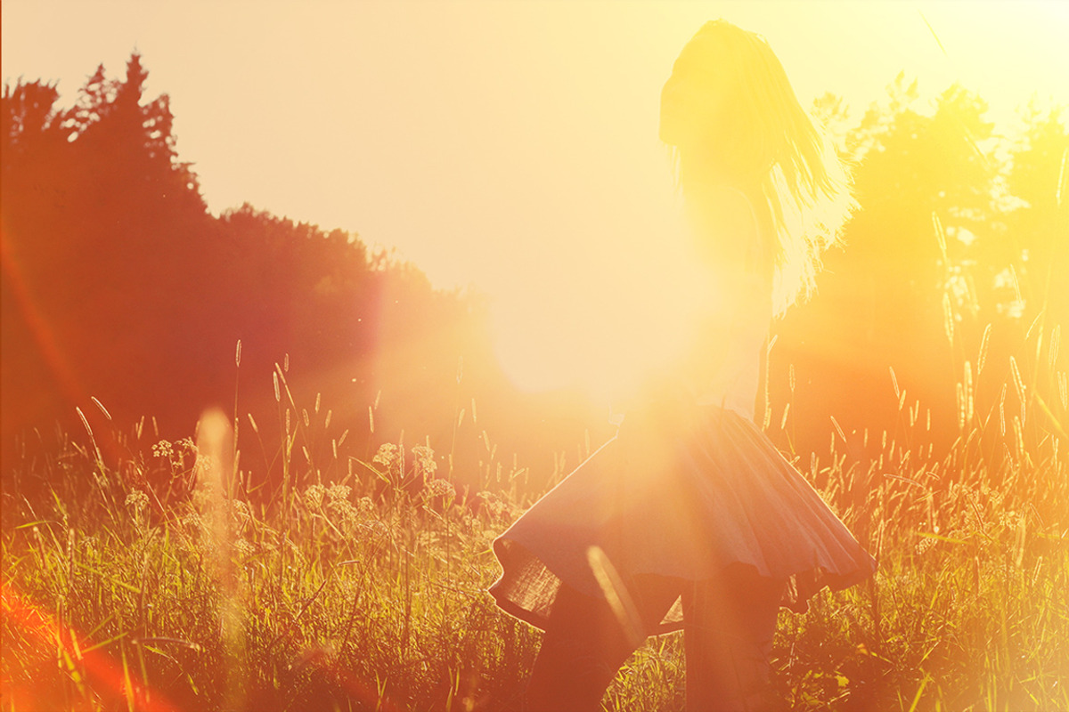 Pro Photography Lens Flare Overlays, an Action Add-On by PhotoSpirit (Photo 6 of 8)