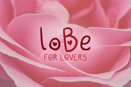 loBe Font