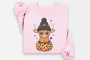 Cute Highland Cow Halloween Png, an Illustration by Watercolor design (Thumbnail 2 of 3)