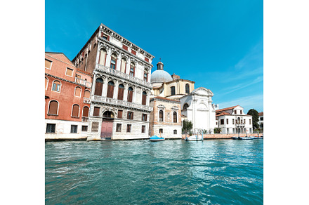 Venice, Italy. Historic houses, an Architecture Photo by tilialucida