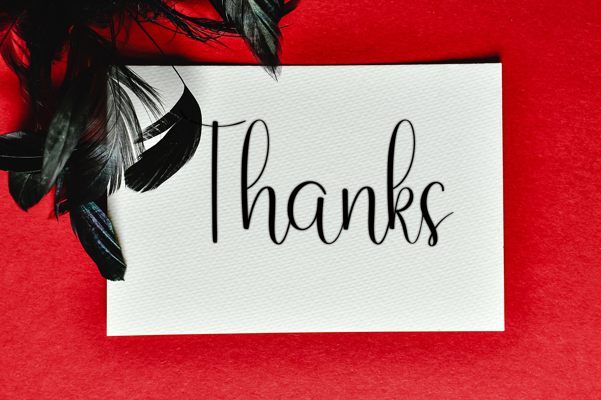 Lovely, a Handwritten Font by InermediaSTUDIO (Photo 6 of 7)