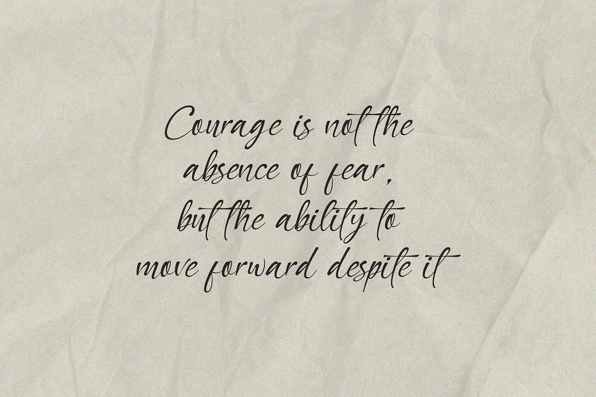Qallies – Elegant Handwritten Font, a Handwritten Font by BrandSemut (Photo 9 of 11)