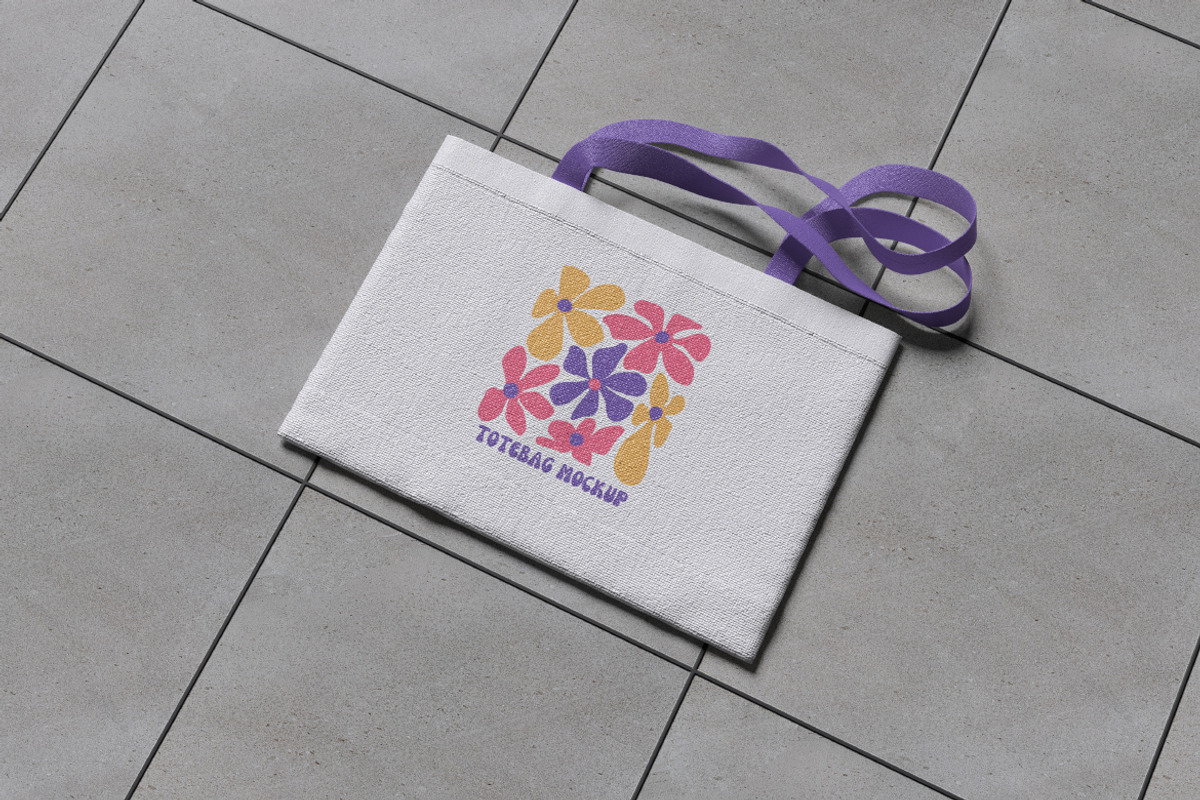 Totebag Mockup Bundle Set, a Packaging Mockup by Rielismee (Photo 5 of 5)