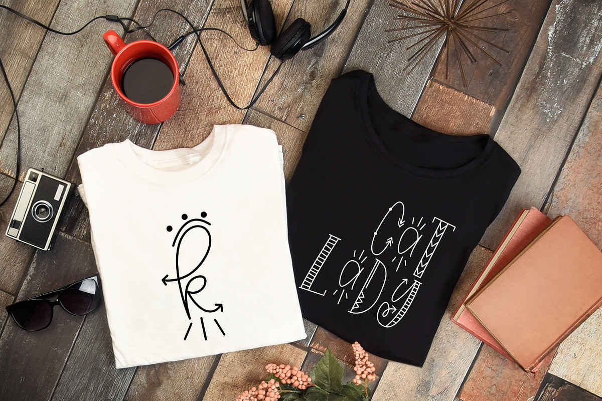 Sunday - A Quirky Font! preview 8
