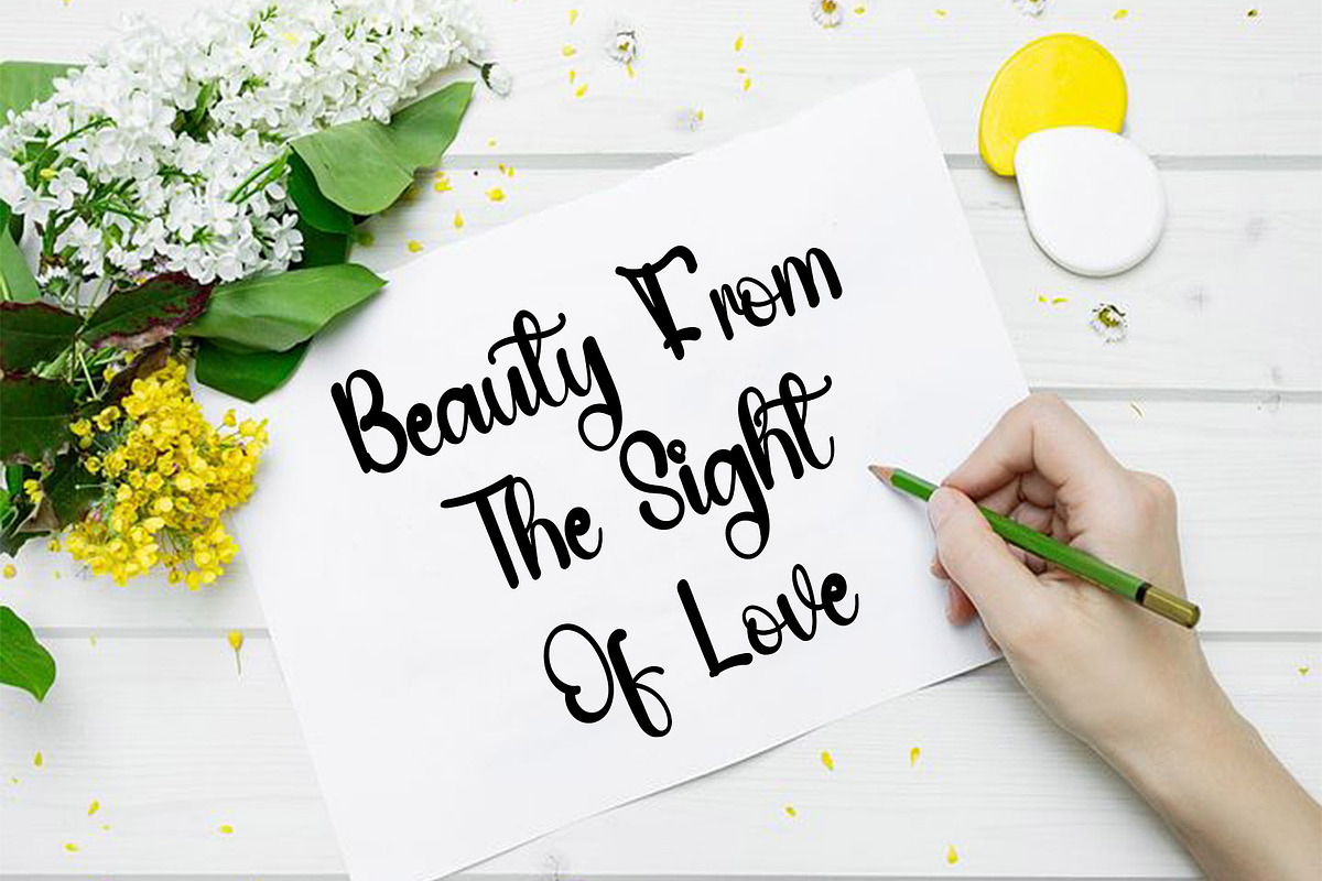 Sweater, a Handwritten Font by InermediaSTUDIO (Photo 6 of 6)
