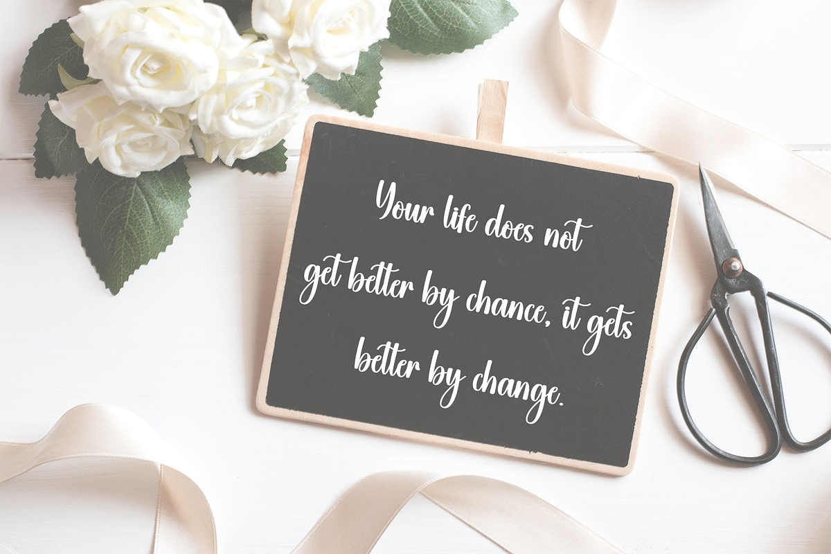 Snowman | Script Font, a Script Font by Scratchones (Photo 3 of 8)